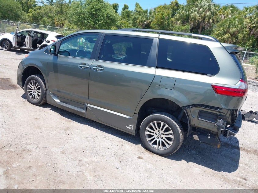 2020 Toyota Sienna VIN 5TDYZ3DC5LS081979 IAAI salvage auction — REAR END, Salvage Title, sold $9,900 on 2026-07-23 (photo 3)
