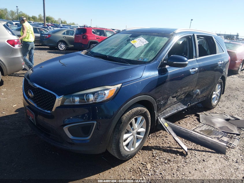 2016 Kia Sorento VIN 5XYPG4A35GG137711 IAAI salvage auction — LEFT SIDE, Salvage (Pennsylvania), sold $1,900 on 2026-07-08 (photo 2)