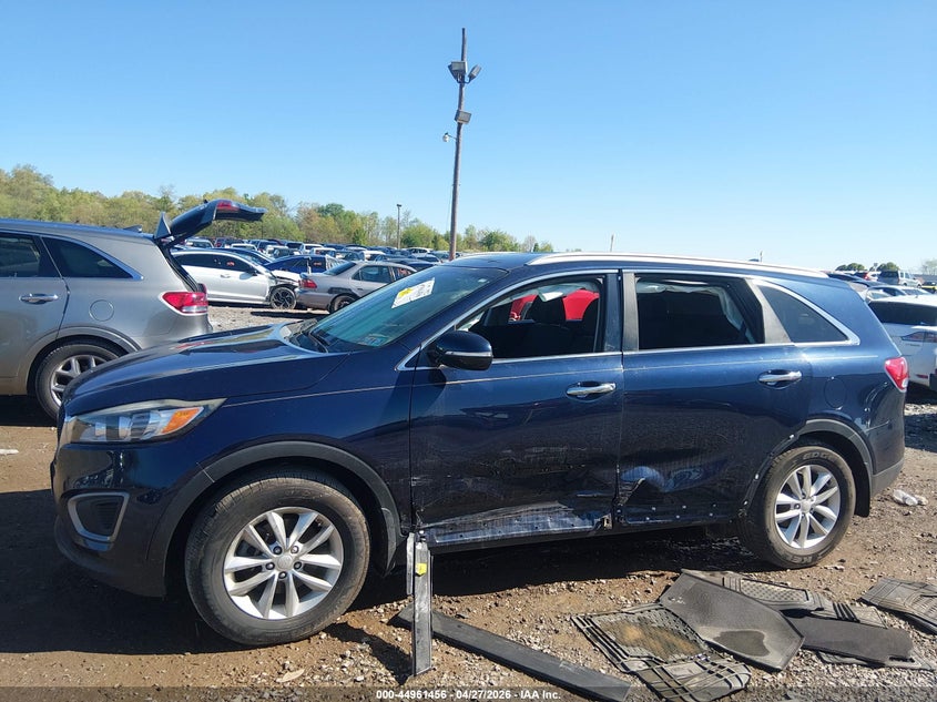 2016 Kia Sorento VIN 5XYPG4A35GG137711 IAAI salvage auction — LEFT SIDE, Salvage (Pennsylvania), sold $1,900 on 2026-07-08 (photo 6)