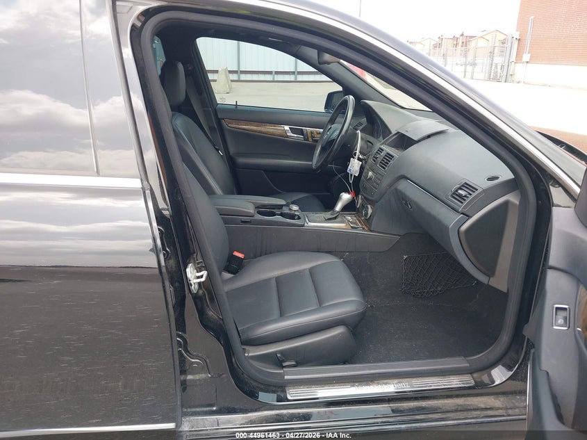 2011 Mercedes-benz C-klasse VIN WDDGF5GB1BR168302 IAAI salvage auction — FRONT END, Original (Texas), sold $2,300 on 2026-07-26 (photo 5)