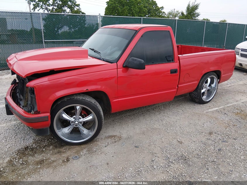 1992 Chevrolet Gmt-400 VIN 1GCDC14Z1NZ131531 IAAI salvage auction — FRONT END, Salvage (Kentucky), sold $1,750 on 2026-07-08 (photo 2)