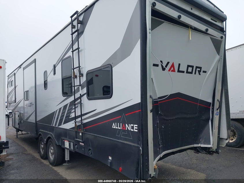 2022 Alliance Other VIN 7M5FV3929NA006801 IAAI salvage auction — REAR END, Salvage (California), sold $8,350 on 2026-08-18 (photo 3)