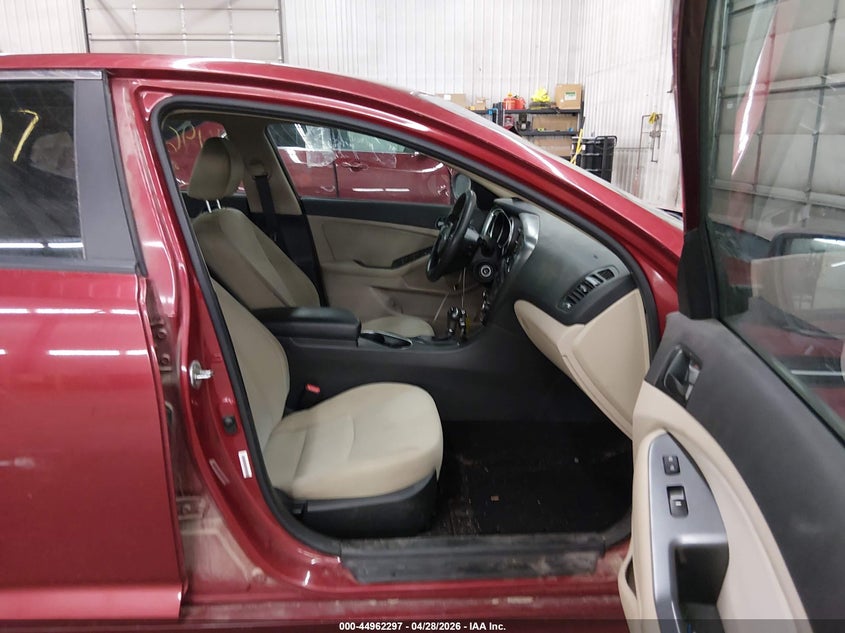 2014 Kia Optima VIN 5XXGM4A75EG310852 IAAI salvage auction — RIGHT FRONT, Salvage Title, sold $775 on 2026-07-28 (photo 5)