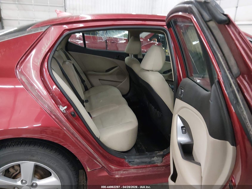2014 Kia Optima VIN 5XXGM4A75EG310852 IAAI salvage auction — RIGHT FRONT, Salvage Title, sold $775 on 2026-07-28 (photo 8)