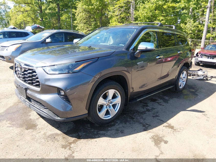 2022 Toyota Highlander VIN 5TDBZRBH9NS596154 IAAI salvage auction — RIGHT REAR, Salvage Title, sold $12,600 on 2026-07-15 (photo 2)