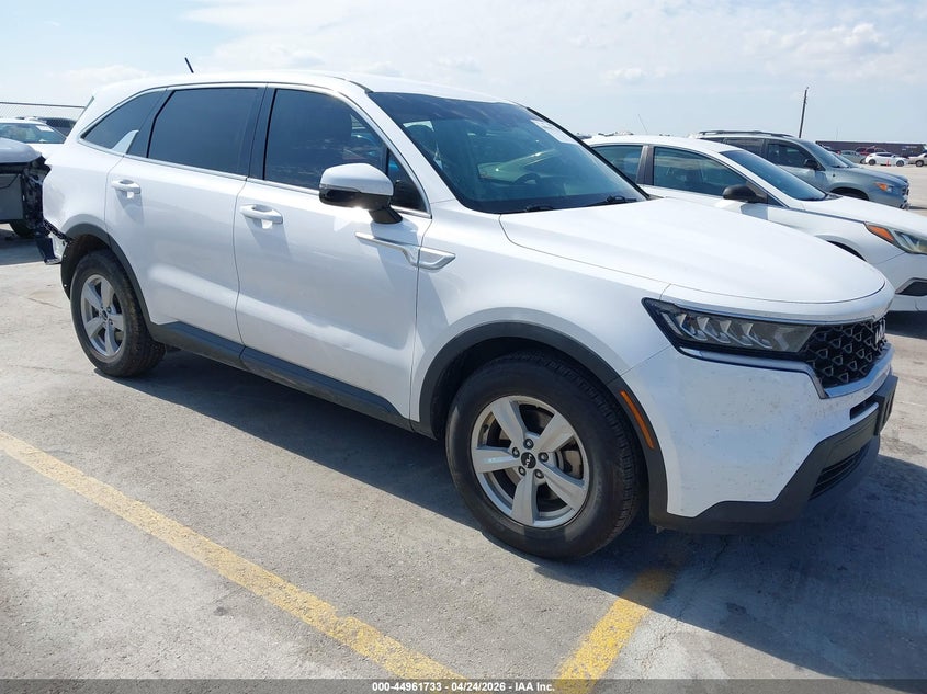 2023 Kia Sorento VIN 5XYRG4LC2PG211415 IAAI salvage auction — SIDE, Original (Texas), sold $6,950 on 2026-07-30 (photo 1)