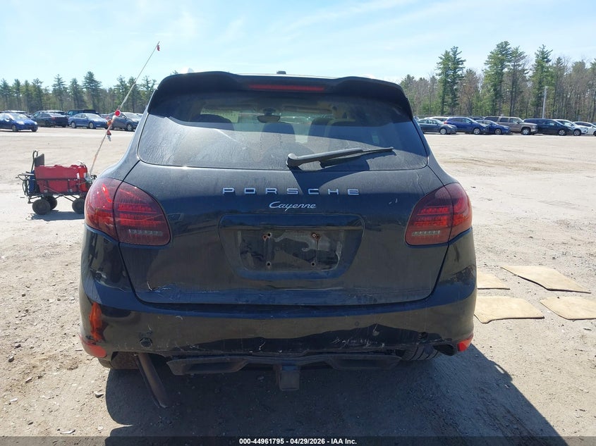 2014 Porsche Cayenne VIN WP1AA2A2XELA91988 IAAI salvage auction — REAR END, Salvage (Massachusetts), sold $1,700 on 2026-07-18 (photo 6)