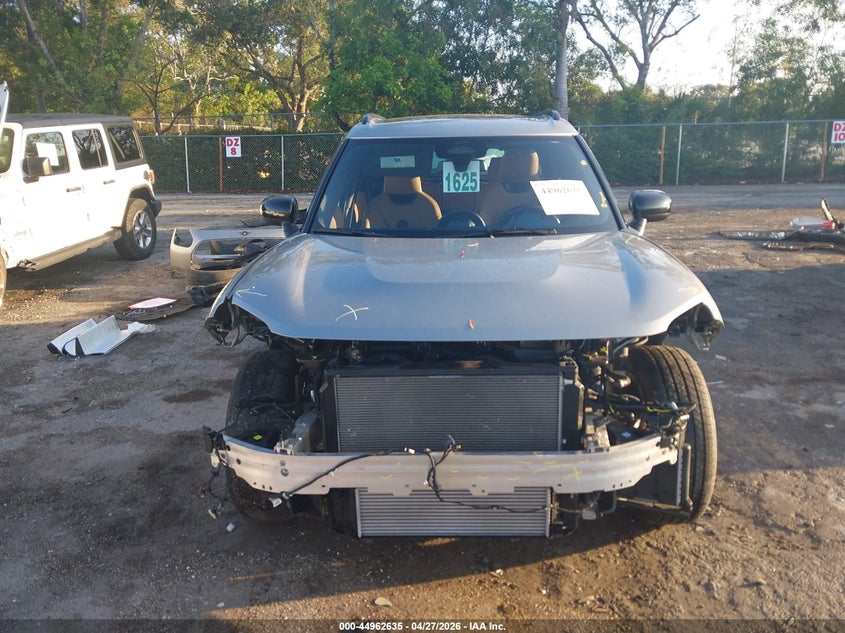 2025 Mini Countryman VIN WMZ23GA08S7P84364 IAAI salvage auction — FRONT END, Wait Title, sold $11,075 on 2026-08-17 (photo 6)