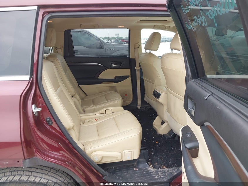 2015 Toyota Highlander VIN 5TDDKRFH0FS141797 IAAI salvage auction — REAR END, Original (Texas), sold $8,300 on 2026-07-13 (photo 8)