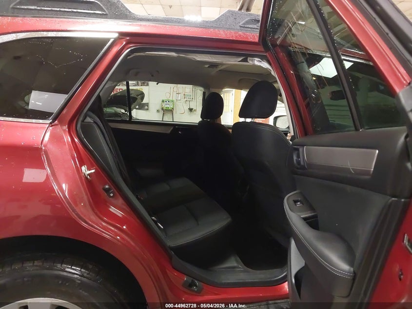 2019 Subaru Outback VIN 4S4BSAHC6K3285808 IAAI salvage auction — FRONT END, Salvage Title, sold $3,850 on 2026-07-31 (photo 8)