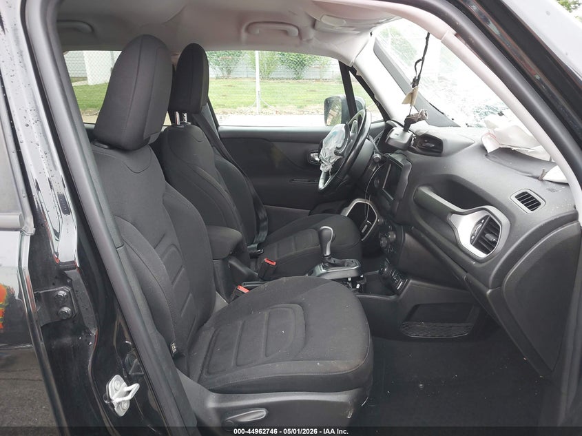 2018 Jeep Renegade VIN ZACCJBBB4JPG77245 IAAI salvage auction — SIDE, Salvage (Ohio), sold $575 on 2026-08-17 (photo 5)