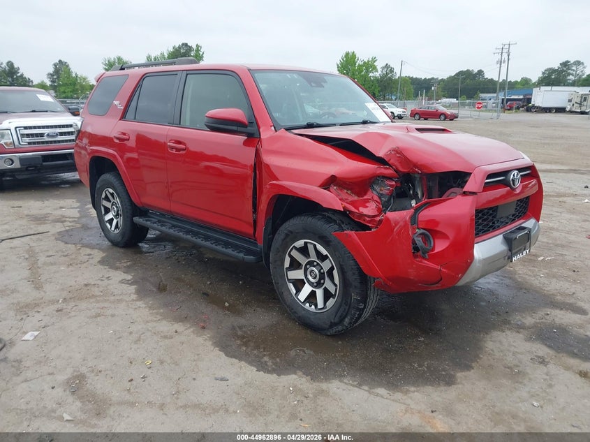 2021 Toyota 4runner VIN JTEPU5JR9M5930285 IAAI salvage auction — FRONT END, Salvage Title, sold $12,200 on 2026-07-10 (photo 1)