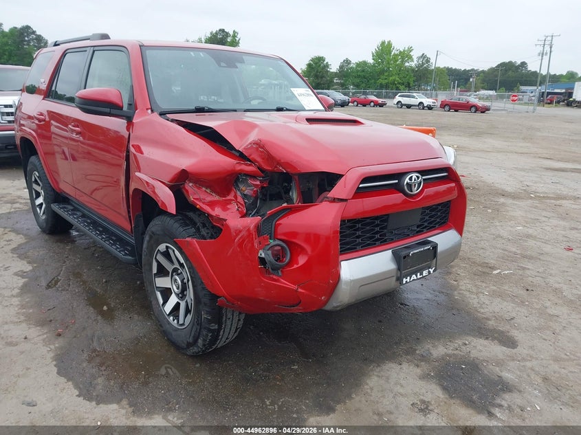 2021 Toyota 4runner VIN JTEPU5JR9M5930285 IAAI salvage auction — FRONT END, Salvage Title, sold $12,200 on 2026-07-10 (photo 6)