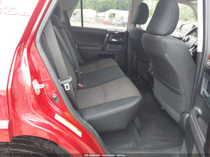 2021 Toyota 4runner VIN JTEPU5JR9M5930285 IAAI salvage auction — FRONT END, Salvage Title, sold $12,200 on 2026-07-10 (photo 8)