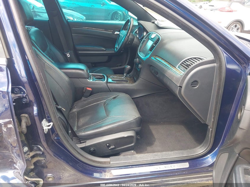 2014 Chrysler 300c VIN 2C3CCAET7EH169937 IAAI salvage auction — RIGHT SIDE, Salvage (Georgia), sold $950 on 2026-07-08 (photo 5)