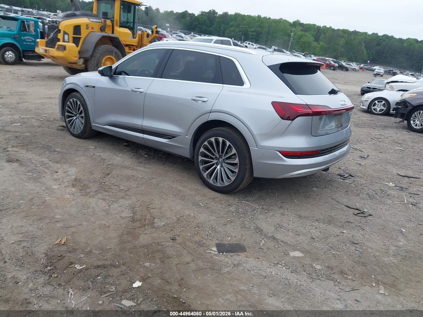2019 Audi E-tron VIN WA1VABGE8KB011149 IAAI salvage auction — FRONT END, Wait Title, sold $15,200 on 2026-07-22 (photo 3)