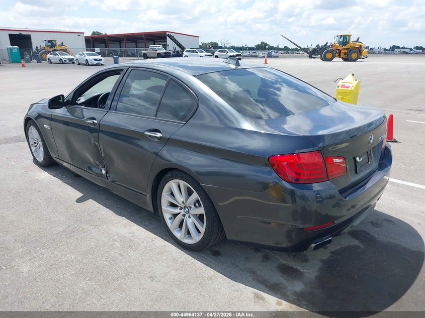 2011 BMW 5er VIN WBAFR7C50BC603786 IAAI salvage auction — LEFT SIDE, Junk (California), sold $475 on 2026-08-04 (photo 3)
