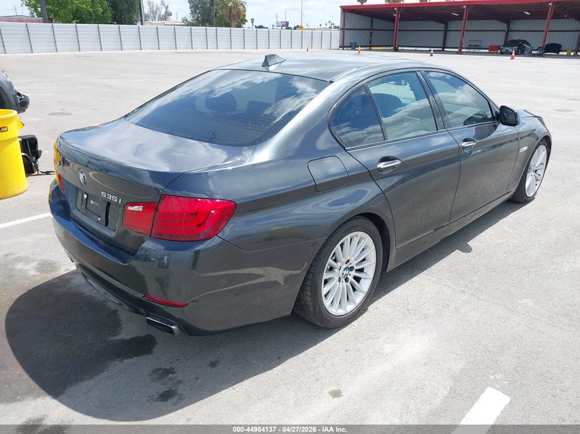 2011 BMW 5er VIN WBAFR7C50BC603786 IAAI salvage auction — LEFT SIDE, Junk (California), sold $475 on 2026-08-04 (photo 4)