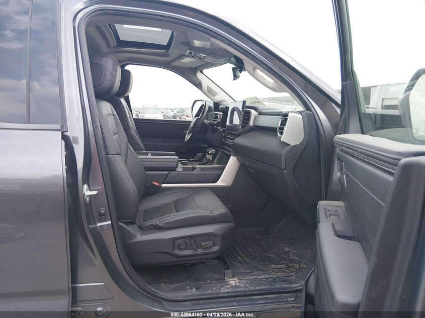 2022 Toyota Tundra VIN 5TFJA5DA6NX034086 IAAI salvage auction — FRONT END, Original (Texas), sold $20,000 on 2026-07-07 (photo 5)
