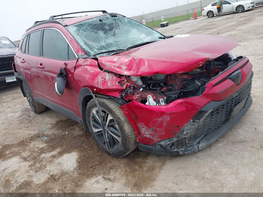 2025 Toyota Corolla cross VIN 7MUFBABG6SV088465 IAAI salvage auction — FRONT & REAR, Salvage Title, sold $6,450 on 2026-07-06 (photo 1)