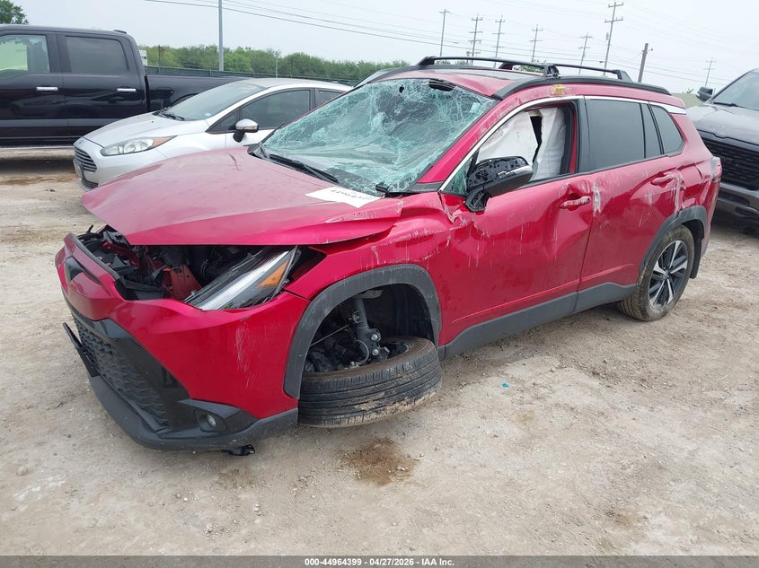 2025 Toyota Corolla cross VIN 7MUFBABG6SV088465 IAAI salvage auction — FRONT & REAR, Salvage Title, sold $6,450 on 2026-07-06 (photo 2)