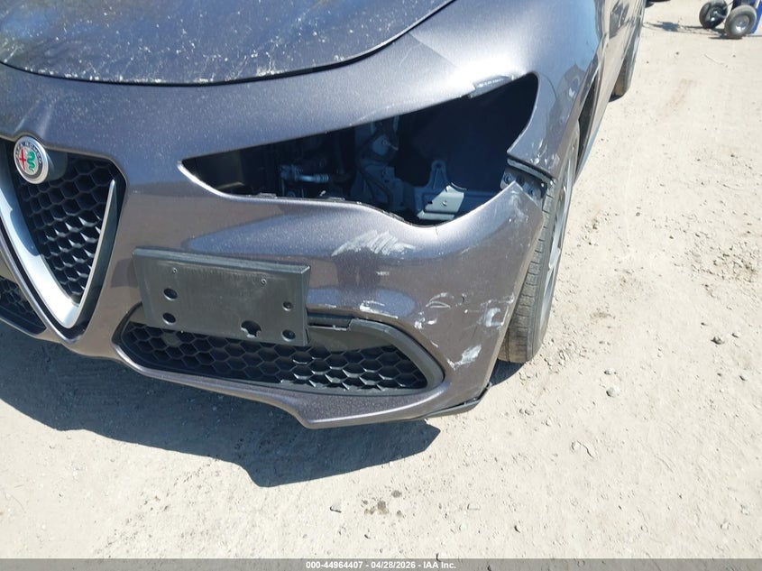 2018 Alfa romeo Stelvio VIN ZASFAKPN8J7B80784 IAAI salvage auction — FRONT END, Salvage (Rhode Island), sold $4,450 on 2026-07-07 (photo 6)