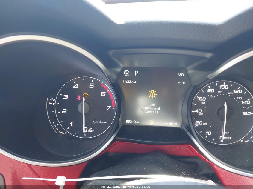 2018 Alfa romeo Stelvio VIN ZASFAKPN8J7B80784 IAAI salvage auction — FRONT END, Salvage (Rhode Island), sold $4,450 on 2026-07-07 (photo 7)