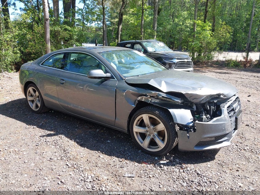 2014 Audi A5 VIN WAULFAFRXEA039605 IAAI salvage auction — FRONT END, Clear (Virginia), sold $850 on 2026-08-01 (photo 1)