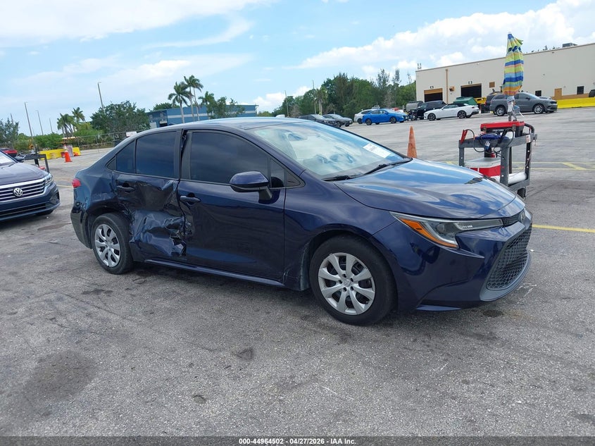 2022 Toyota Corolla VIN 5YFEPMAE8NP343820 IAAI salvage auction — RIGHT SIDE, Salvage Title, sold $3,550 on 2026-07-16 (photo 1)
