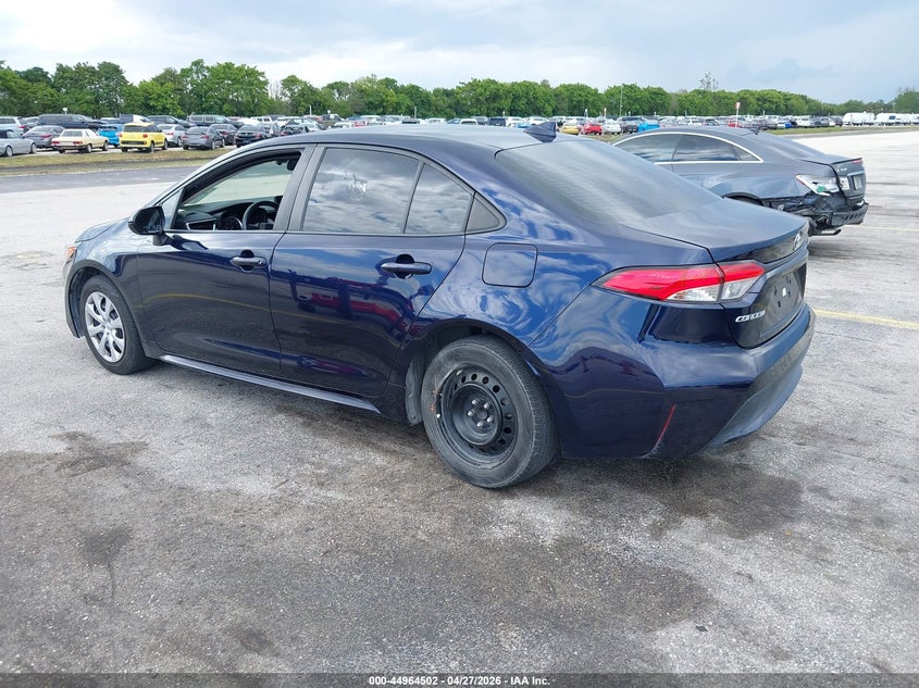 2022 Toyota Corolla VIN 5YFEPMAE8NP343820 IAAI salvage auction — RIGHT SIDE, Salvage Title, sold $3,550 on 2026-07-16 (photo 3)