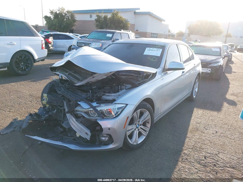 2017 BMW 3er VIN WBA8D9G56HNU58702 IAAI salvage auction — RIGHT FRONT, Salvage Title, sold $500 on 2026-07-31 (photo 2)