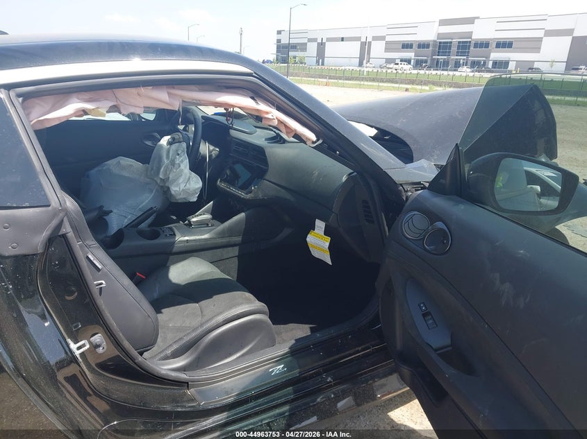 2024 Nissan Z VIN JN1BZ4BHXRM364332 IAAI salvage auction — FRONT END, Salvage Title, sold $8,400 on 2026-07-14 (photo 5)