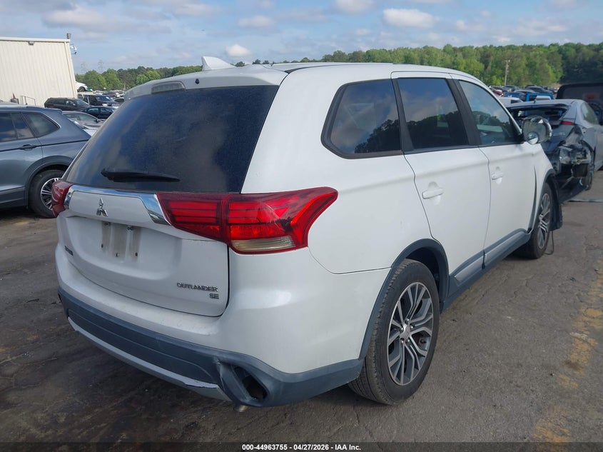 2017 Mitsubishi Outlander VIN JA4AD3A39HZ023202 IAAI salvage auction — LEFT FRONT, Salvage Title, sold $900 on 2026-07-29 (photo 4)