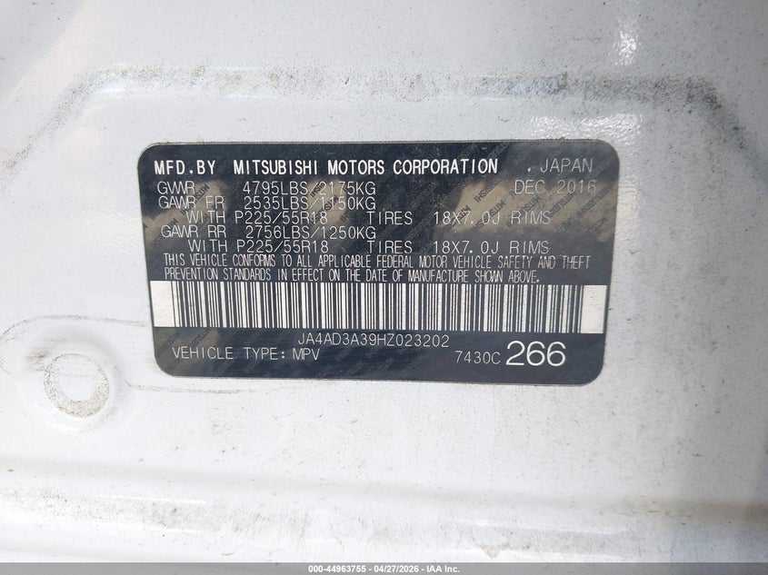 2017 Mitsubishi Outlander VIN JA4AD3A39HZ023202 IAAI salvage auction — LEFT FRONT, Salvage Title, sold $900 on 2026-07-29 (photo 9)