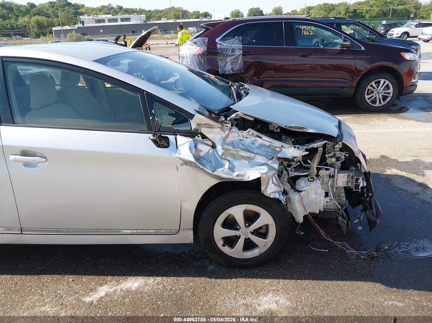 2012 Toyota Prius VIN JTDKN3DUXC5454238 IAAI salvage auction — RIGHT FRONT, Salvage (Illinois), sold $1,000 on 2026-07-11 (photo 6)