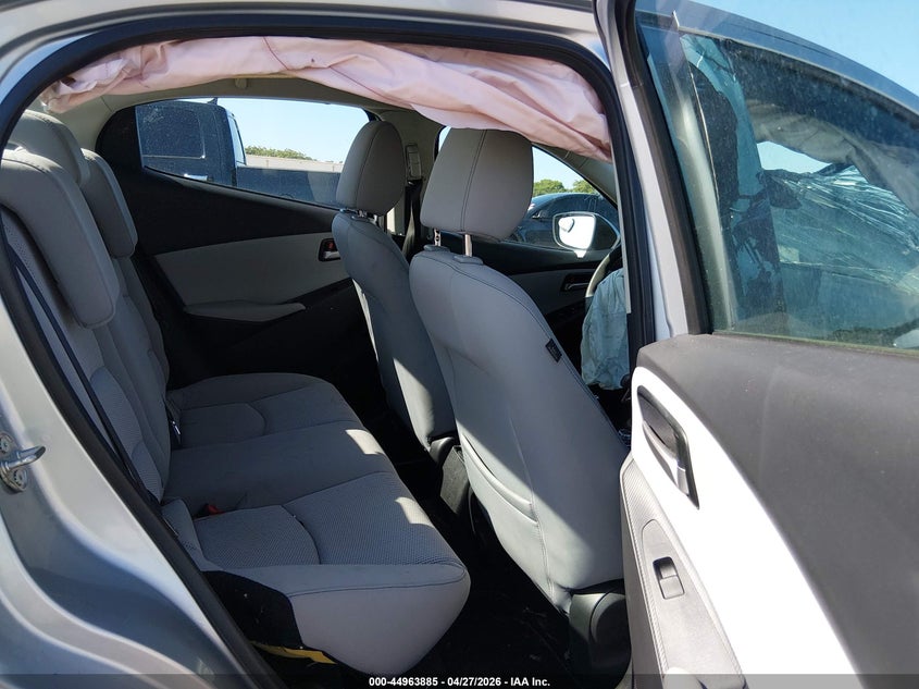 2019 Toyota Yaris VIN 3MYDLBYVXKY515375 IAAI salvage auction — SIDE, Wait Title, sold $750 on 2026-07-10 (photo 8)