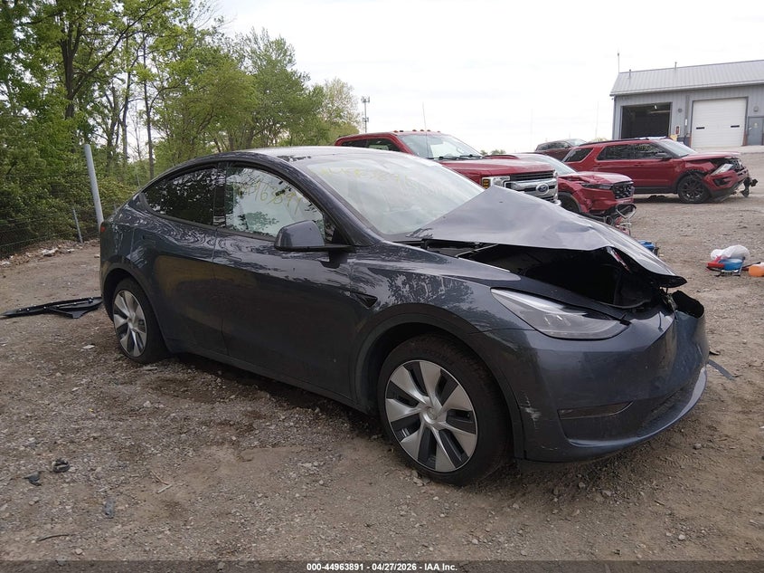 2023 Tesla Model y VIN 7SAYGDEE7PA194192 IAAI salvage auction — FRONT END, Salvage (Indiana), sold $8,200 on 2026-07-09 (photo 1)