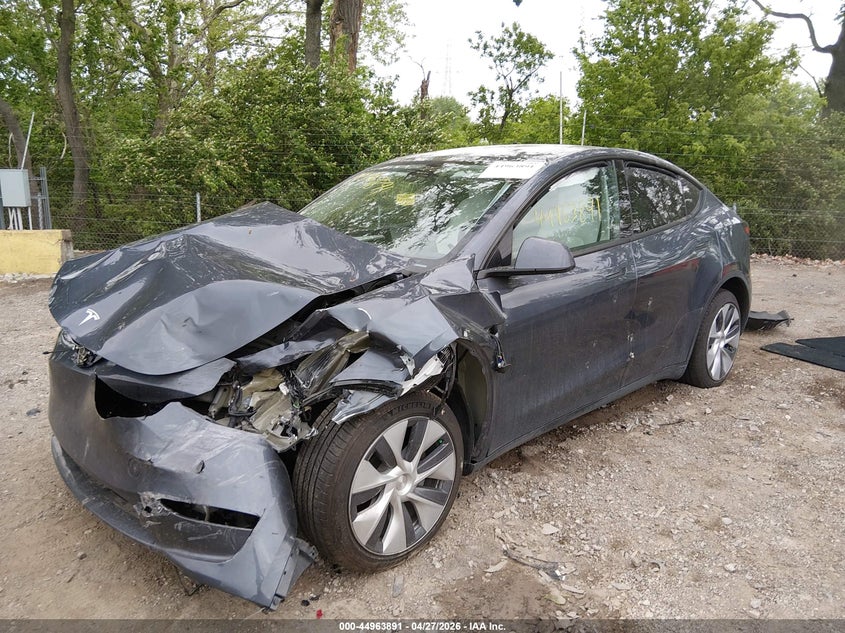 2023 Tesla Model y VIN 7SAYGDEE7PA194192 IAAI salvage auction — FRONT END, Salvage (Indiana), sold $8,200 on 2026-07-09 (photo 2)