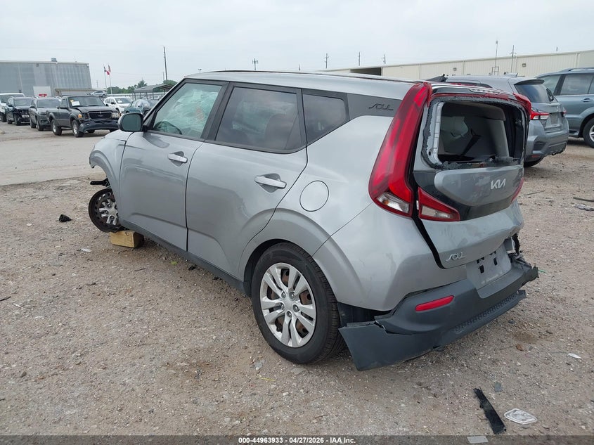 2022 Kia Soul VIN KNDJ23AU7N7831186 IAAI salvage auction — ROLLOVER, Wait Title, sold $950 on 2026-07-16 (photo 3)