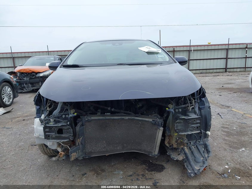2020 Toyota Corolla VIN 5YFEPRAE7LP103717 IAAI salvage auction — FRONT END, Salvage Title, sold $4,325 on 2026-07-22 (photo 6)