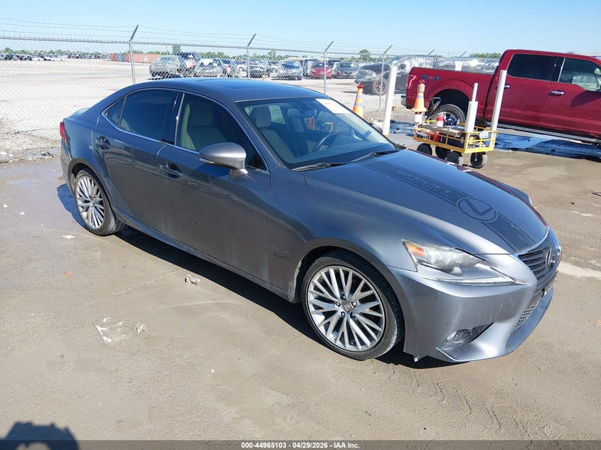 2014 Lexus Is VIN JTHBF1D27E5020490 IAAI salvage auction — SIDE, Salvage Title, sold $4,700 on 2026-07-14 (photo 1)