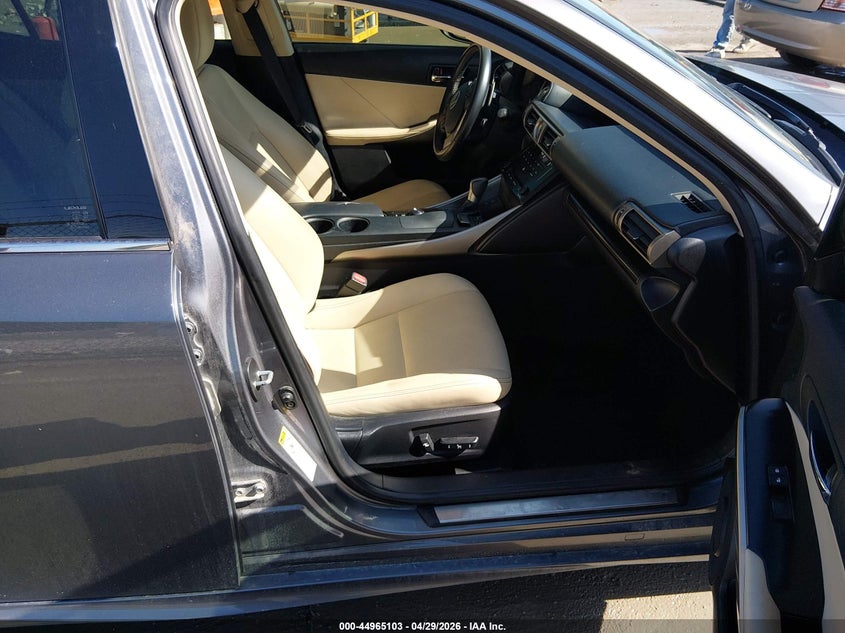 2014 Lexus Is VIN JTHBF1D27E5020490 IAAI salvage auction — SIDE, Salvage Title, sold $4,700 on 2026-07-14 (photo 5)