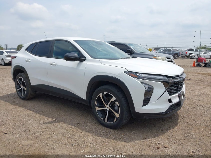 2024 Chevrolet Trax VIN KL77LGE27RC110562 IAAI salvage auction — FRONT & REAR, Salvage Title, sold $5,500 on 2026-07-21 (photo 1)