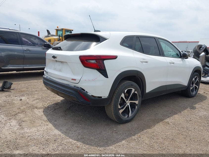 2024 Chevrolet Trax VIN KL77LGE27RC110562 IAAI salvage auction — FRONT & REAR, Salvage Title, sold $5,500 on 2026-07-21 (photo 4)