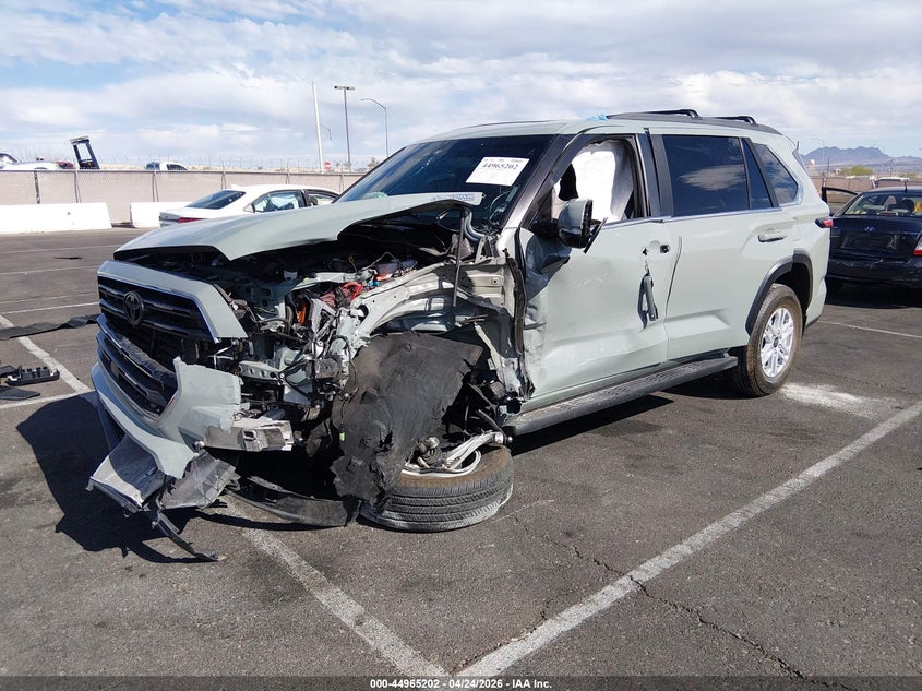 2025 Toyota Sequoia VIN 7SVAAABA1SX071043 IAAI salvage auction — FRONT END, Salvage Title, sold $21,600 on 2026-07-17 (photo 2)