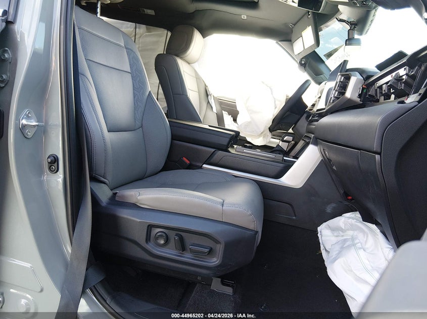 2025 Toyota Sequoia VIN 7SVAAABA1SX071043 IAAI salvage auction — FRONT END, Salvage Title, sold $21,600 on 2026-07-17 (photo 5)
