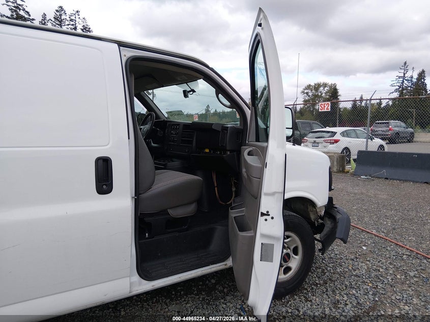 2014 Gmc Savana VIN 1GTW7FCA9E1196163 IAAI salvage auction — FRONT END, Bill Of Sale (Washington), sold $1,350 on 2026-08-01 (photo 5)