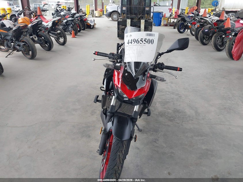 2025 Kawasaki Er VIN ML5ERGF1XSDA58307 IAAI salvage auction — RIGHT SIDE, Salvage Title, sold $1,025 on 2026-07-22 (photo 5)