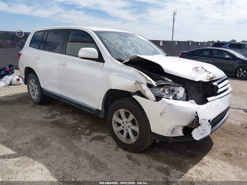 2013 Toyota Highlander VIN 5TDZK3EH9DS120903 IAAI salvage auction — FRONT END, Original (Texas), sold $3,950 on 2026-07-28 (photo 1)