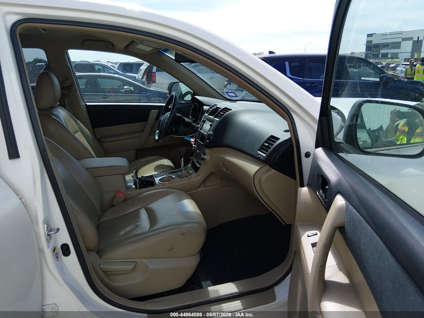 2013 Toyota Highlander VIN 5TDZK3EH9DS120903 IAAI salvage auction — FRONT END, Original (Texas), sold $3,950 on 2026-07-28 (photo 5)
